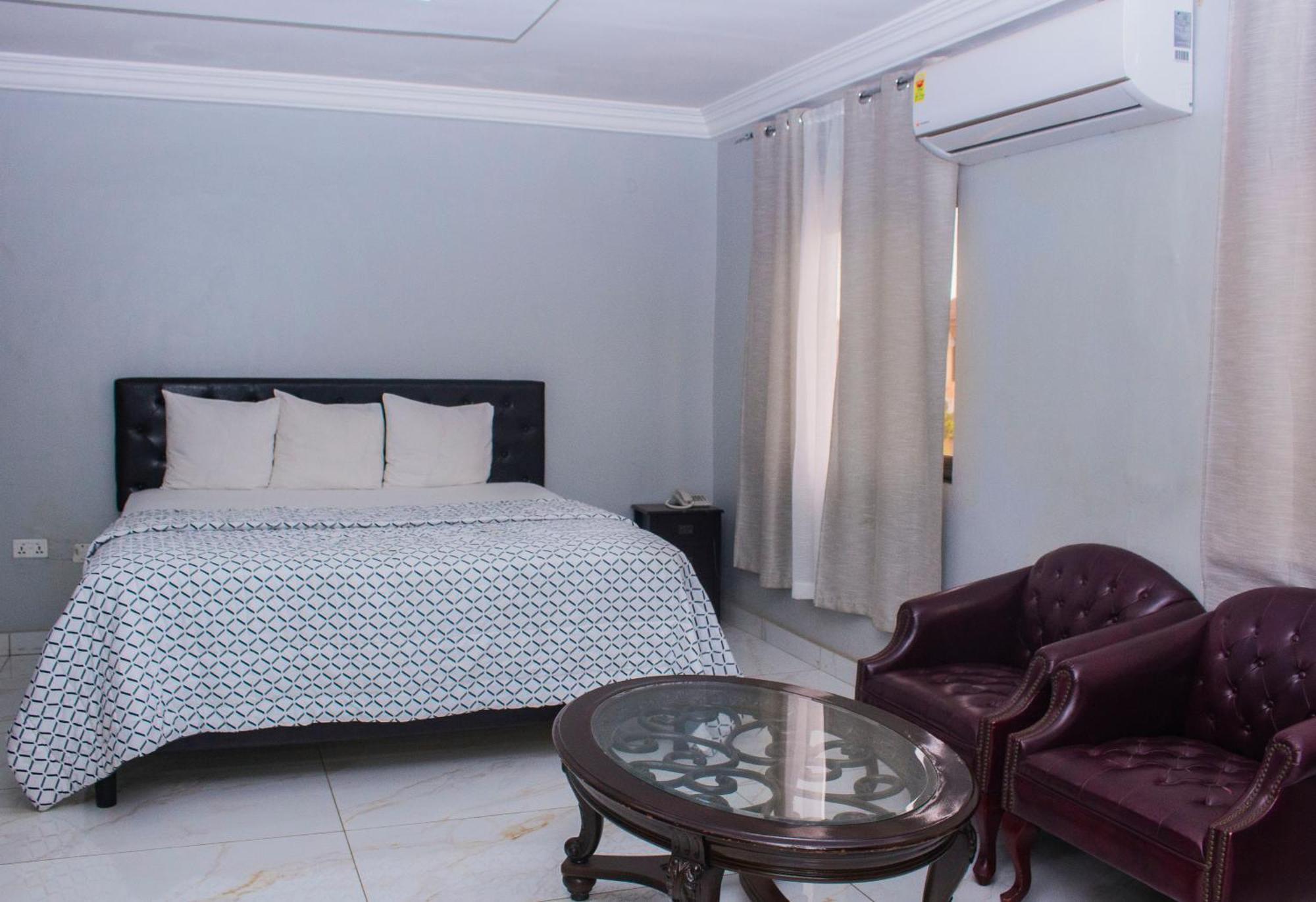 טמה Adonai Hotel מראה חיצוני תמונה