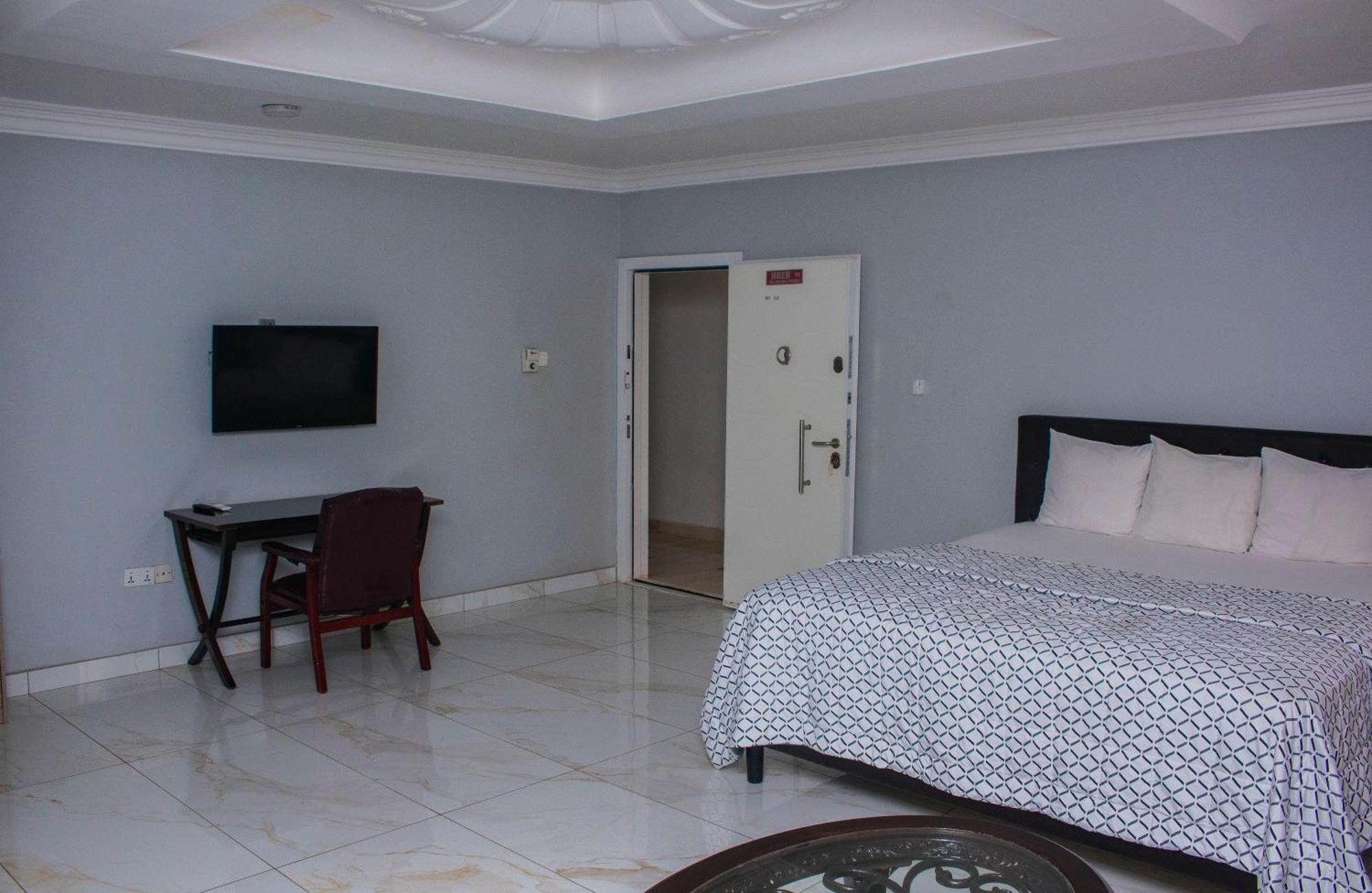 טמה Adonai Hotel מראה חיצוני תמונה