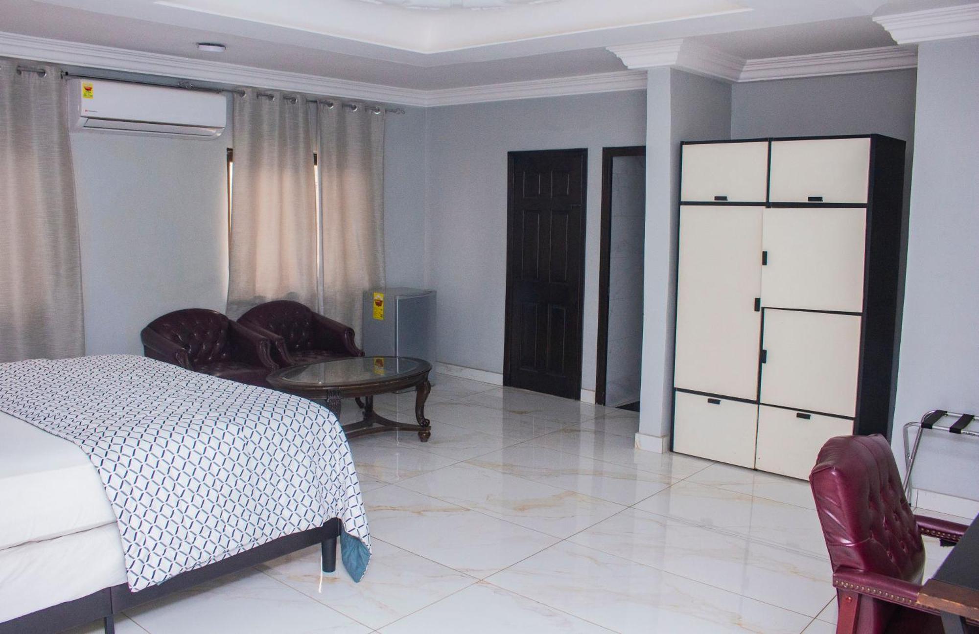 טמה Adonai Hotel מראה חיצוני תמונה