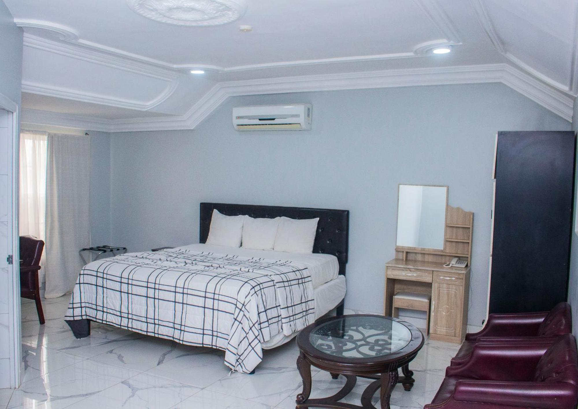 טמה Adonai Hotel מראה חיצוני תמונה