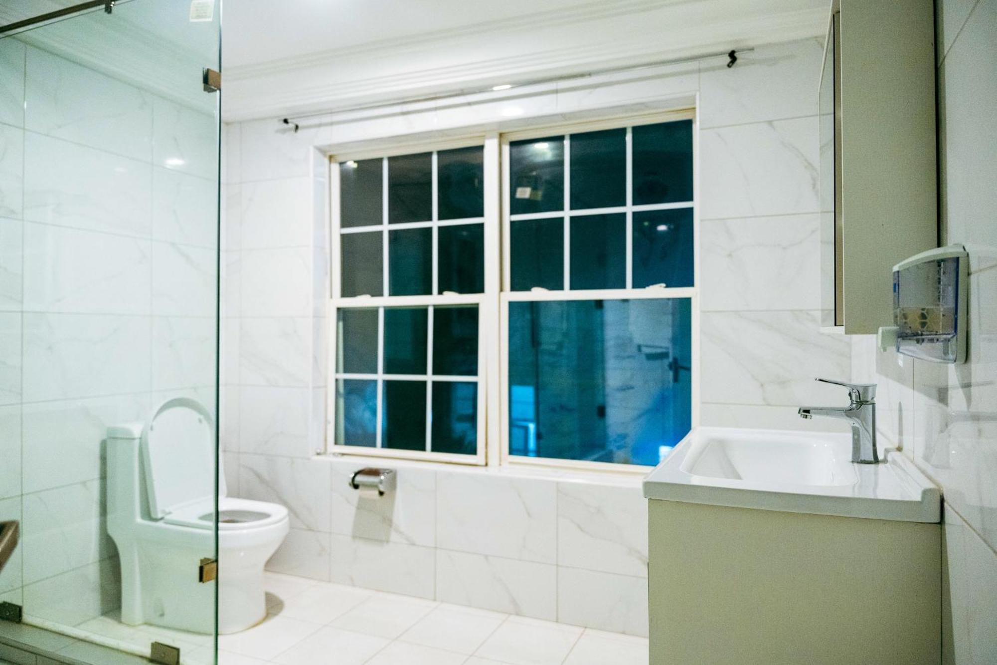 טמה Adonai Hotel מראה חיצוני תמונה